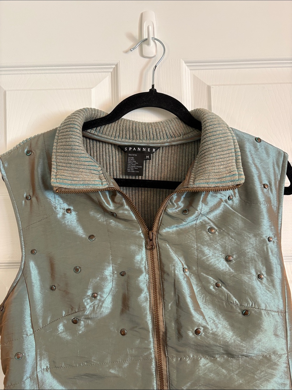 SPANNER Shiny Sage Green Iridescent Studded Detail Zip-Front Vest 🌟2/$30🌟 - Picture 2 of 11